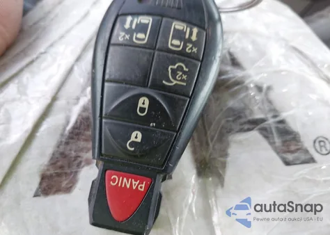 2010 Chrysler Town & Country Touring from USA, damaged, VIN 2A4RR5D14AR230624